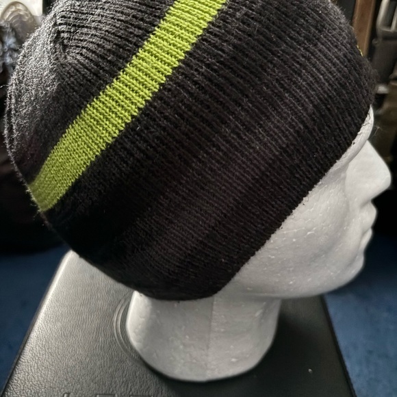 Reebok hat - Picture 2 of 2